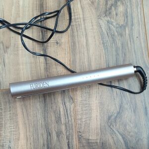 Furiden Compact Hair Straightener in Rose Gold